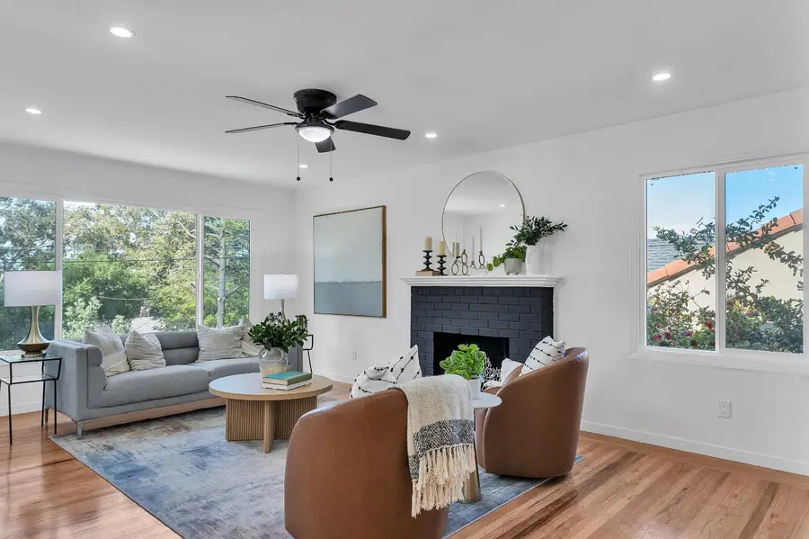 7520 Sunkist Dr, Oakland, CA 94605 - #2