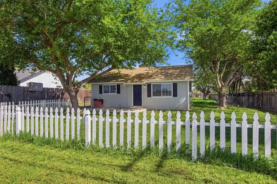 830 Montpelier Road, Hickman, CA 95323 - #2