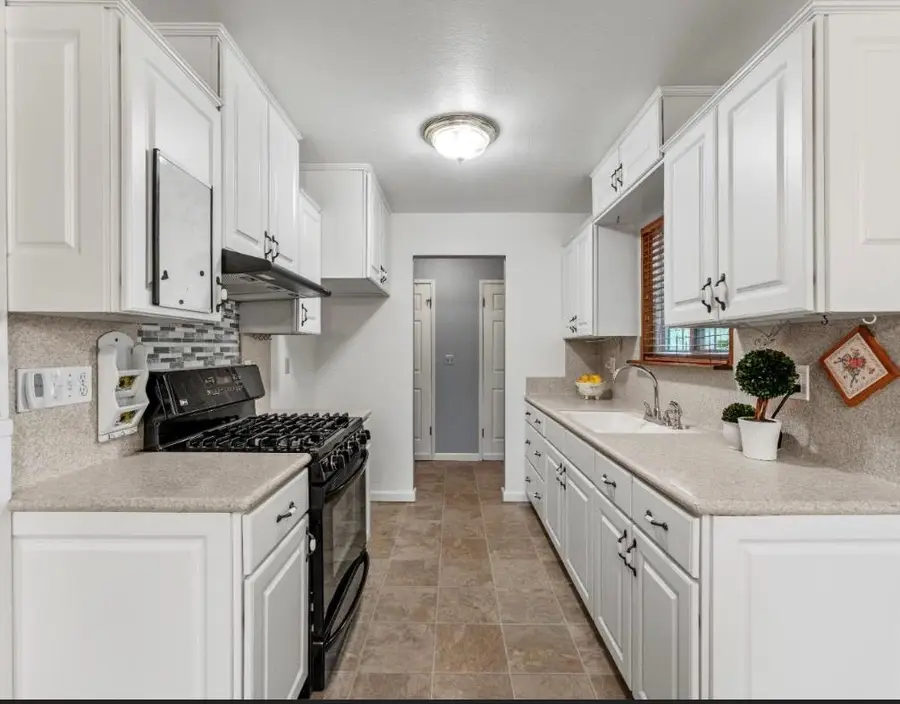 2439 Rhine Way, Elverta, CA 95626 - #3