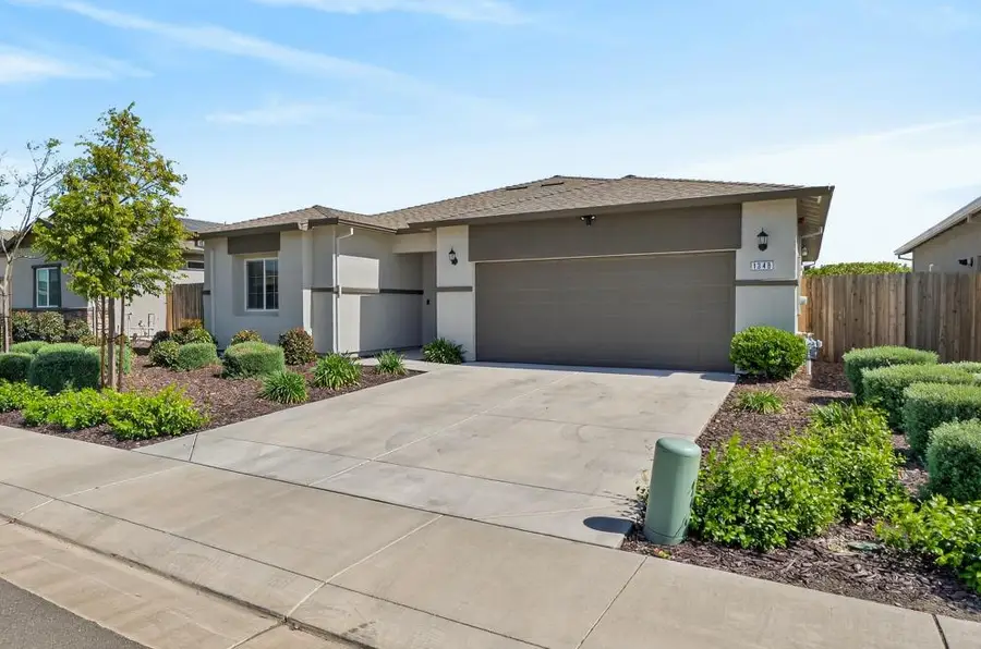 1348 S Kestrel Ln, Stockton, CA 95215 - #3
