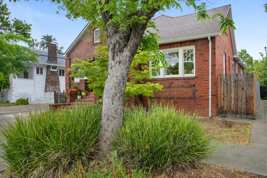 1917 26th Street, Sacramento, CA 95816 - #3