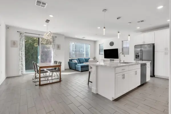 8840 Solo Way, Elk Grove, CA 95757