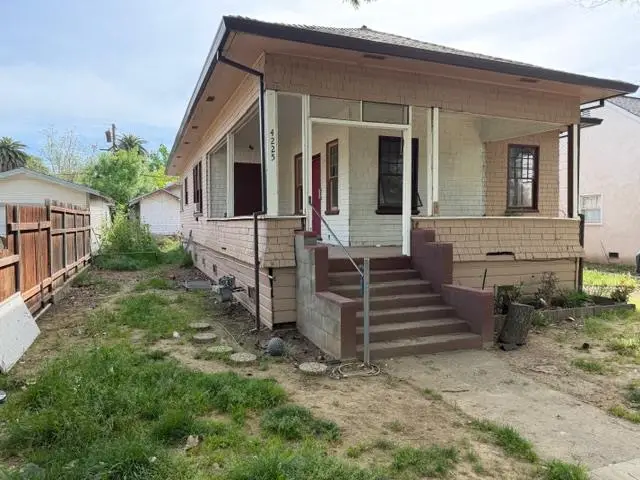 4225 53rd Street, Sacramento, CA 95820 - #2