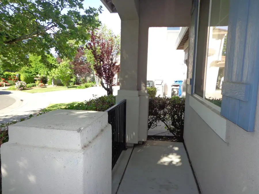30 W Wing Court, Elk Grove, CA 95758 - #3