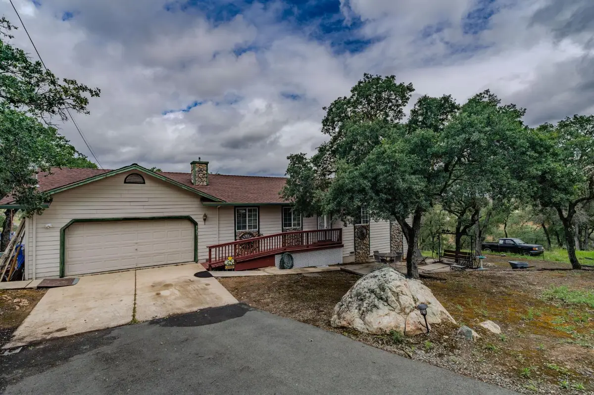 5757 Thornicroft Drive, Valley Springs, CA 95252 - #1