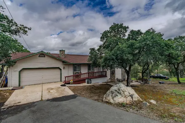 5757 Thornicroft Drive, Valley Springs, CA 95252