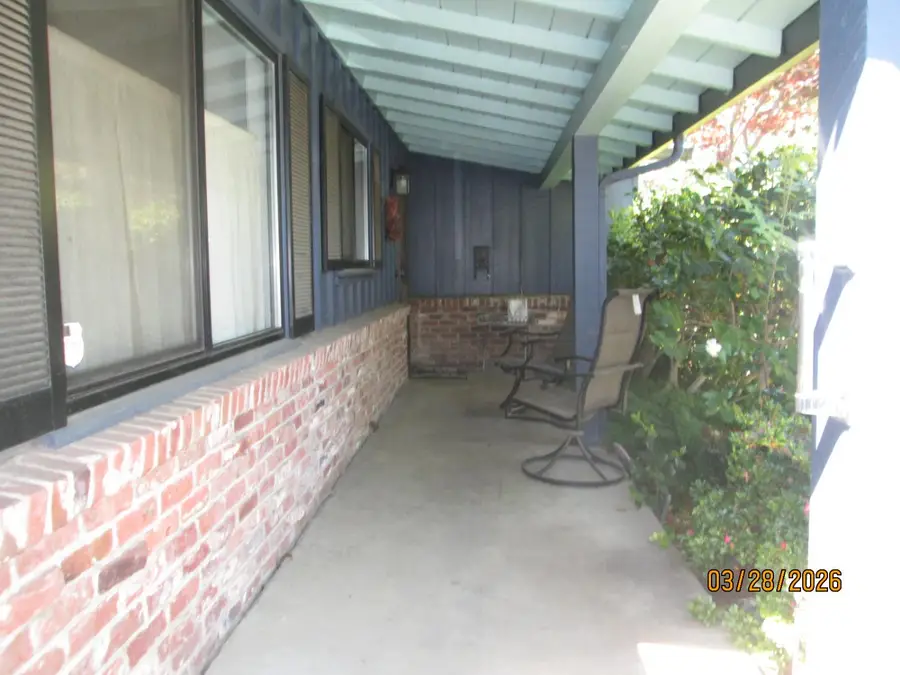 135 S Fairmont Avenue, Lodi, CA 95240 - #2