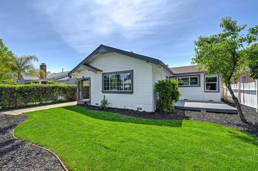 4408 12th Avenue, Sacramento, CA 95820 - #3