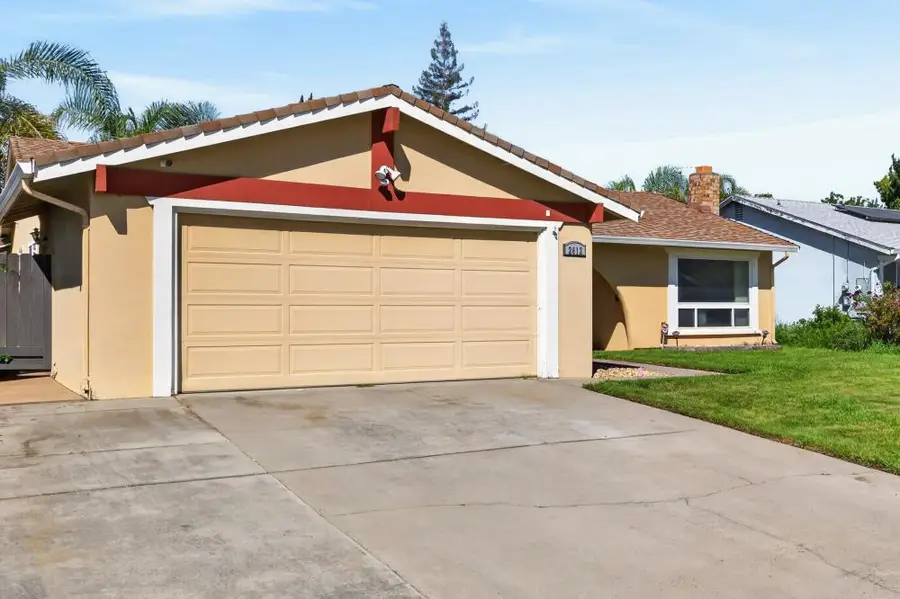 2612 Stonehaven Drive, Sacramento, CA 95827 - #3