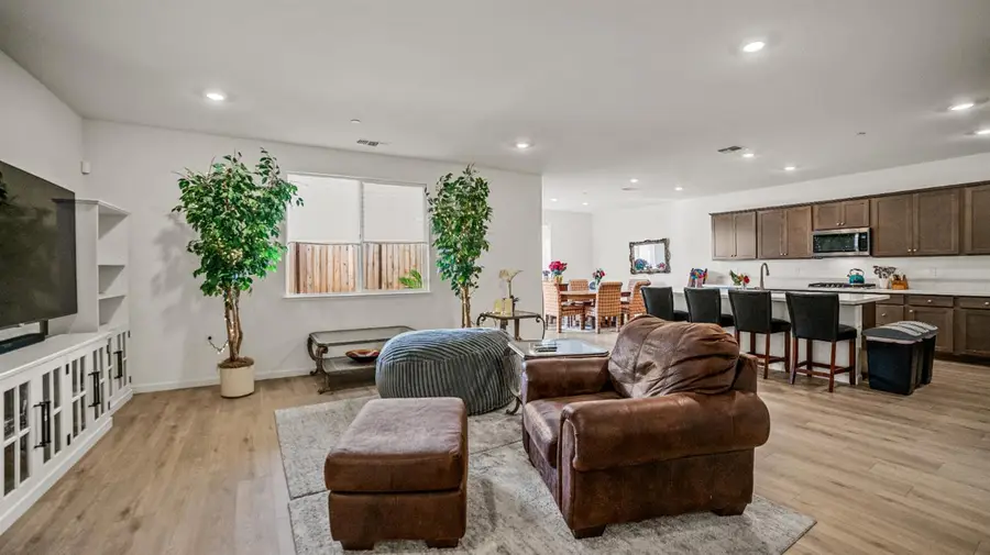 2524 Grove Street, Lodi, CA 95242 - #3