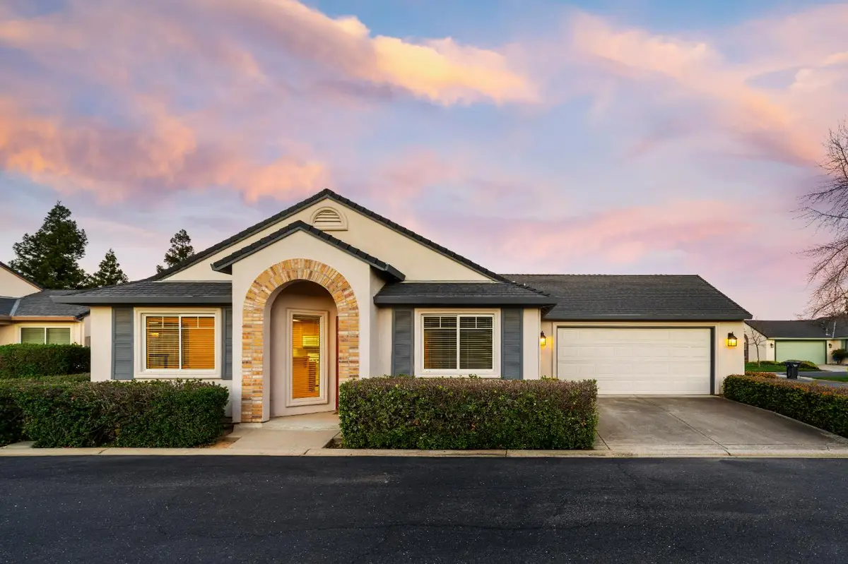 682 Village Drive, Galt, CA 95632 - #1