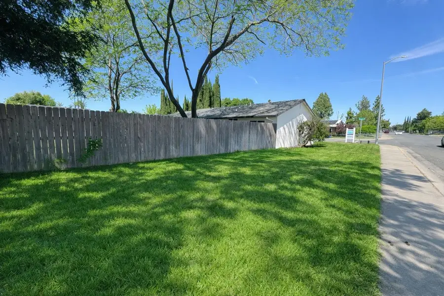 2716 Peach Street, Live Oak, CA 95953 - #3