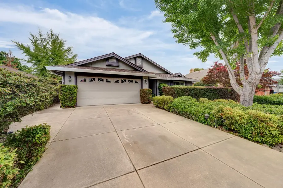1916 Oak Bluff Way, Sacramento, CA 95833 - #2