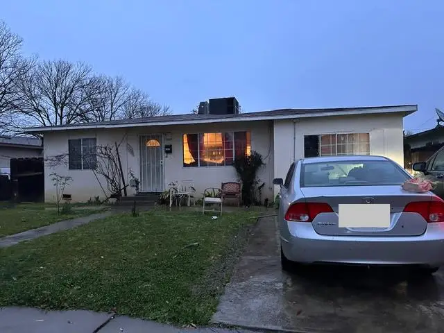 1151 W 11th Street, Merced, CA 95341 - #1