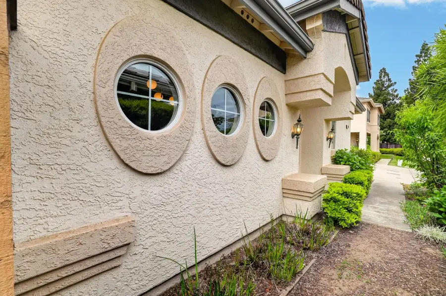 744 Mulbarton Court, Folsom, CA 95630 - #2