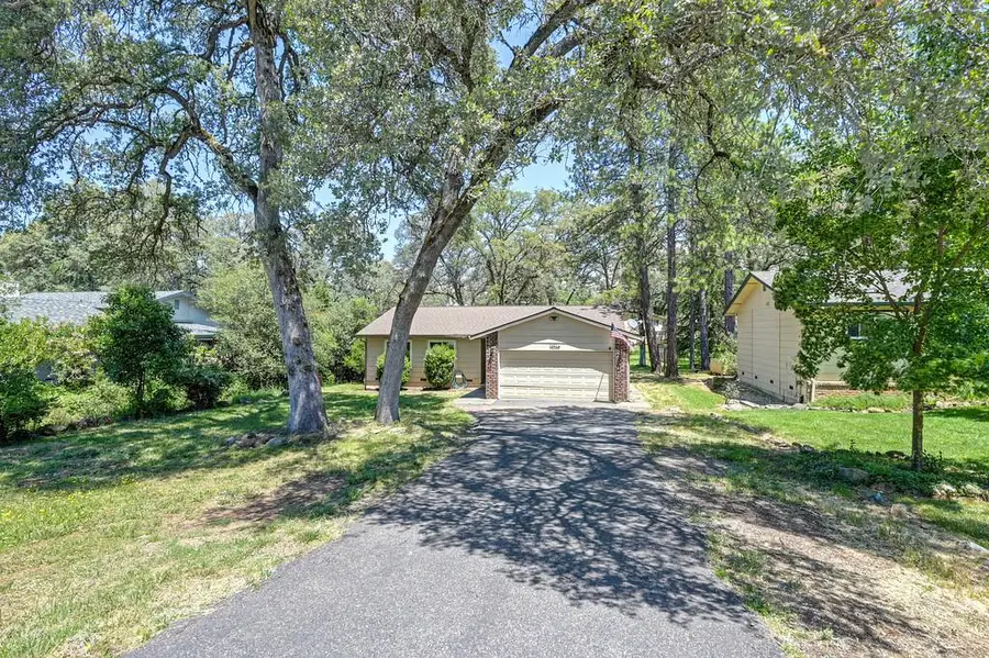 14069 Torrey Pines Drive, Auburn, CA 95602 - #2
