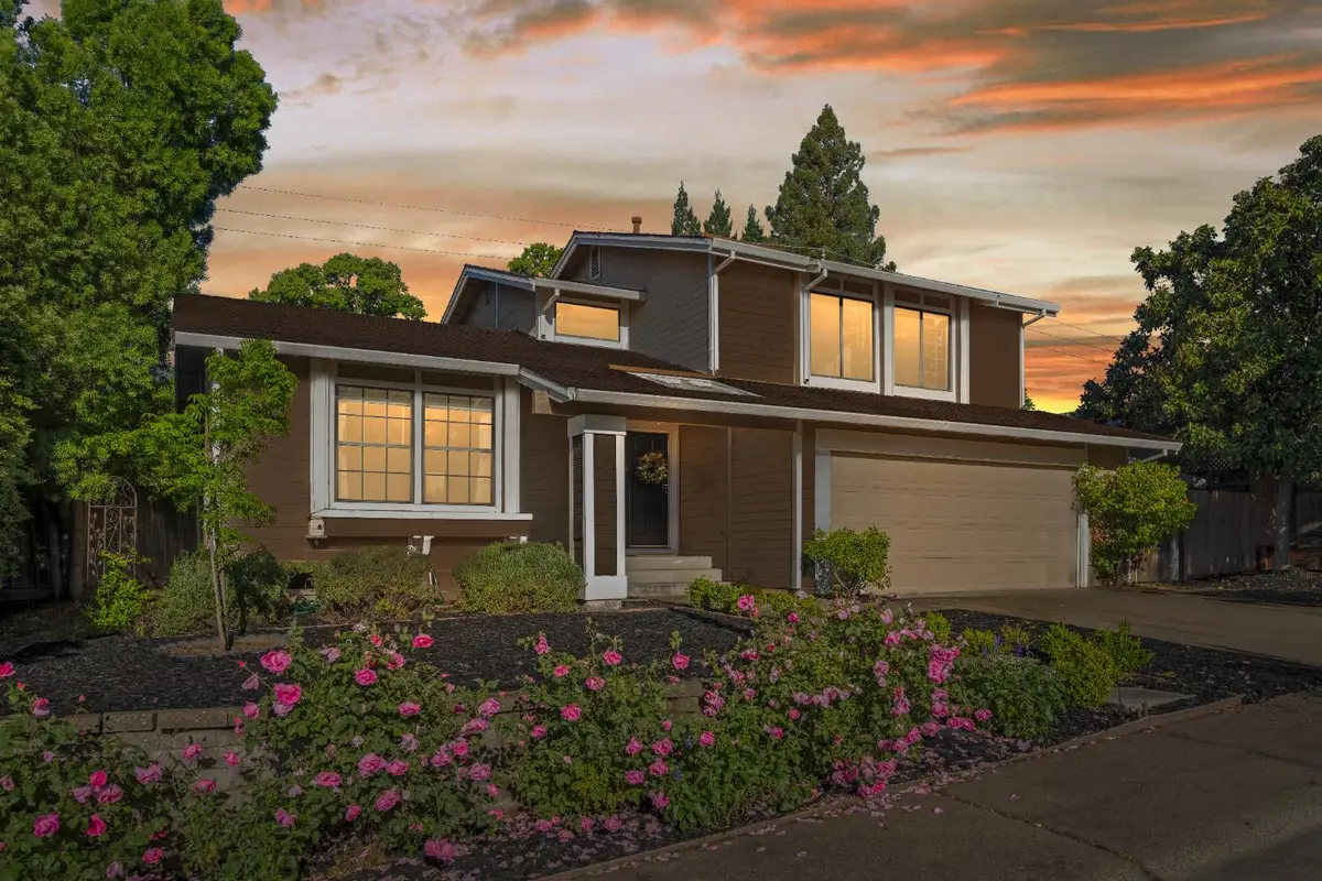 8236 Crestshire Circle, Orangevale, CA 95662 - #1