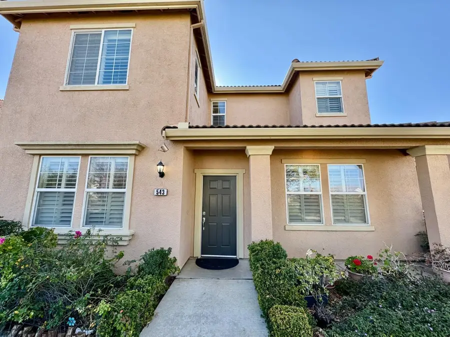 543 Machado Street, Los Banos, CA 93635 - #2