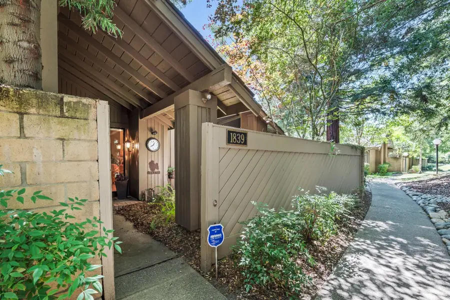 1839 Discovery Village Lane, Gold River, CA 95670 - #3