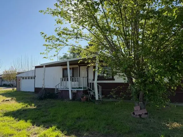 2112 Fig Avenue, Patterson, CA 95363 - #1