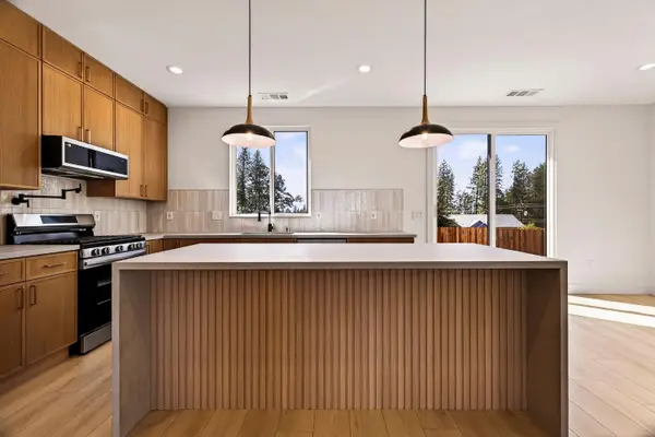 1860 Norwood Drive, Paradise, CA 95969