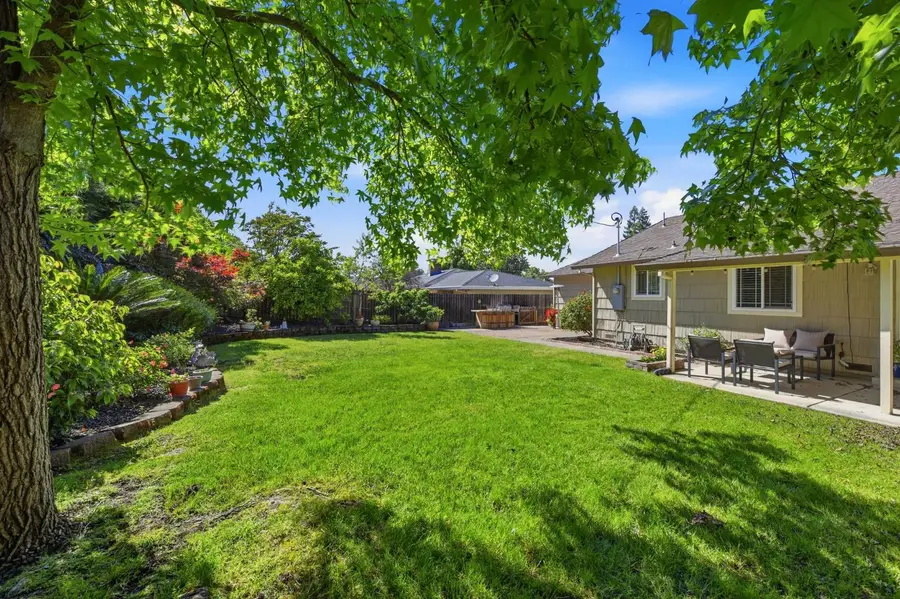 5340 Adelaide Way, Carmichael, CA 95608 - #2