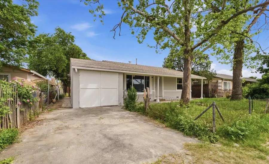 2436 Knoll Street, Sacramento, CA 95815 - #2