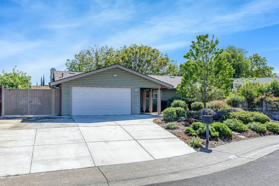 7220 Windjammer Way, Citrus Heights, CA 95621 - #2
