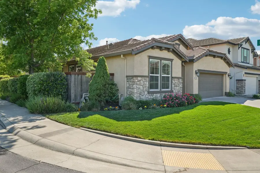 2201 Clearbrook Circle, Roseville, CA 95747 - #3