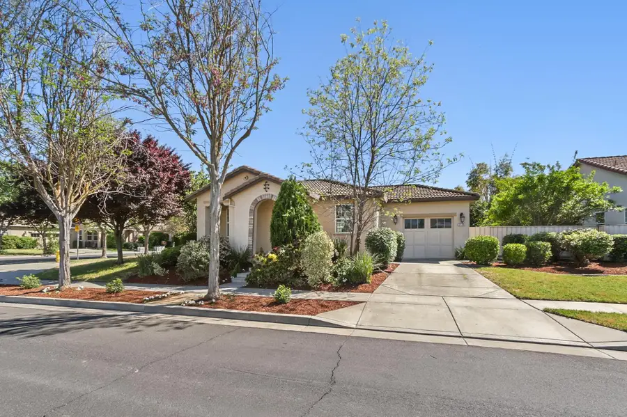 2128 Ragen Place, Woodland, CA 95776 - #2