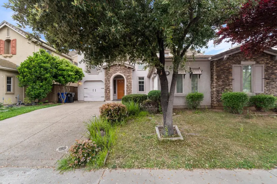 9258 Louis Street, Elk Grove, CA 95624 - #2