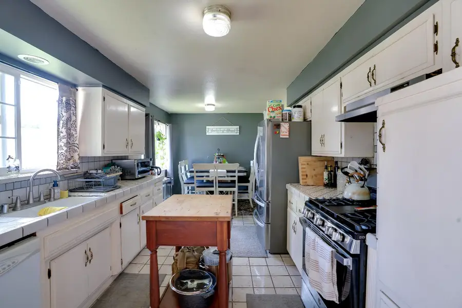 6828 Rosario Court, Stockton, CA 95207 - #2