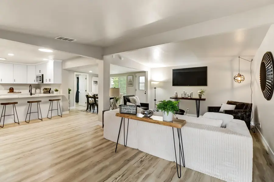 3301 Langley Way, Antelope, CA 95843 - #2