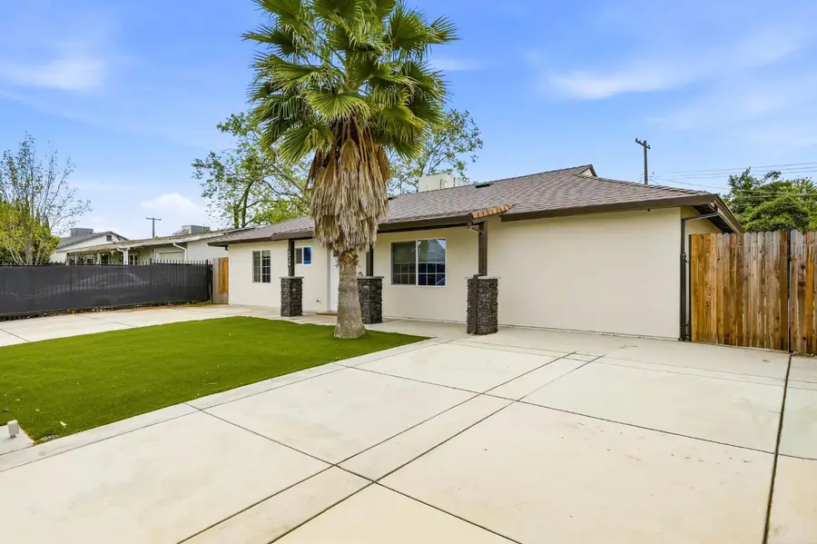 654 Alamos Avenue, Sacramento, CA 95815 - #2