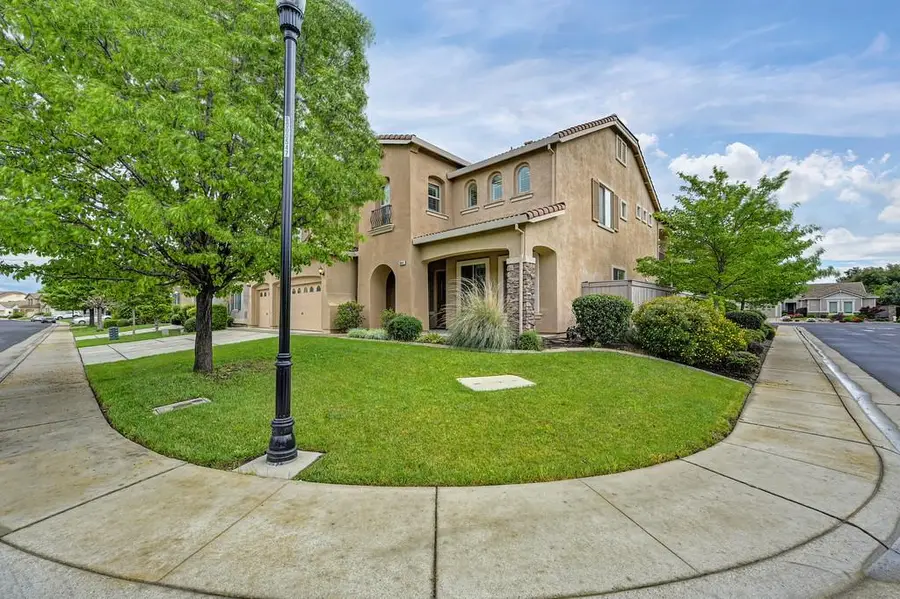 9841 Shanelyn Way, Elk Grove, CA 95757 - #2