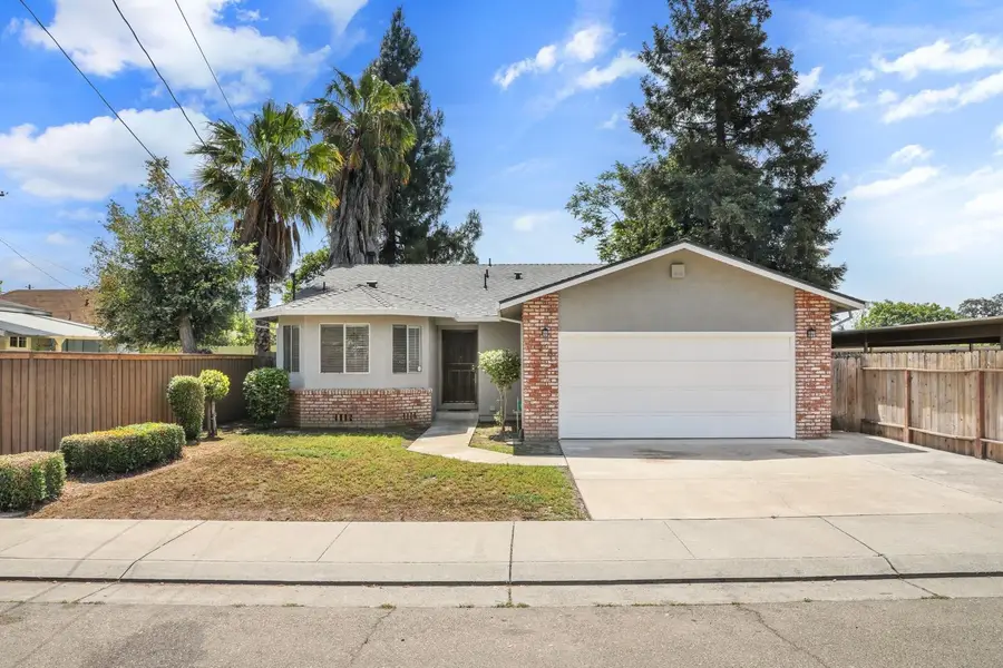 138 E Grove Street, Stockton, CA 95204 - #2