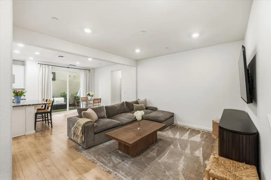 3005 Mohawk Way, Roseville, CA 95747 - #3