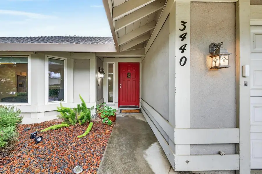 3440 Meadow Way, Rocklin, CA 95677 - #3
