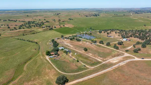 27900 Cooperstown Road, La Grange, CA 95329