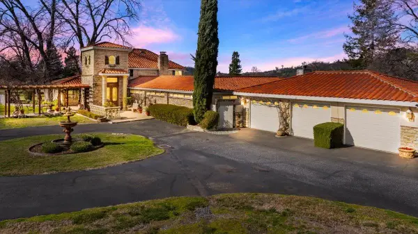 6525 Curtola Ranch Road, Auburn, CA 95602