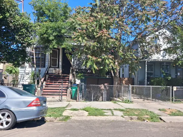 727 E Lindsay Street, Stockton, CA 95202