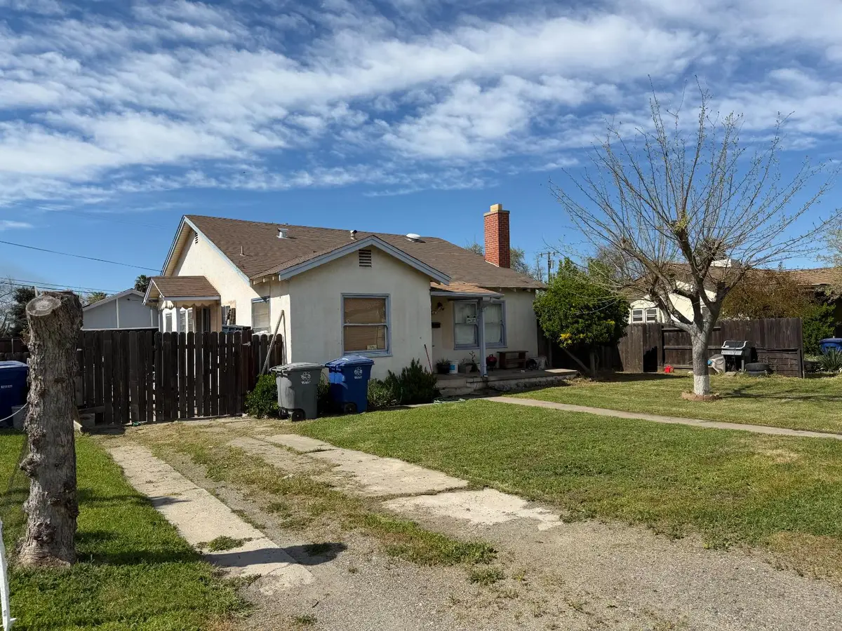 1950 Center Avenue, Dos Palos, CA 93620 - #1