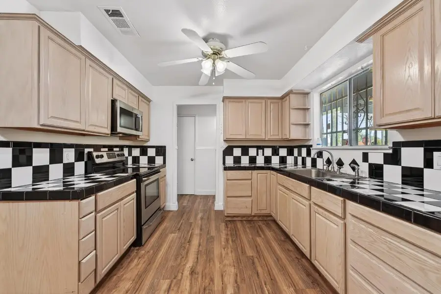 1645 Loughborough Drive, Merced, CA 95348 - #2