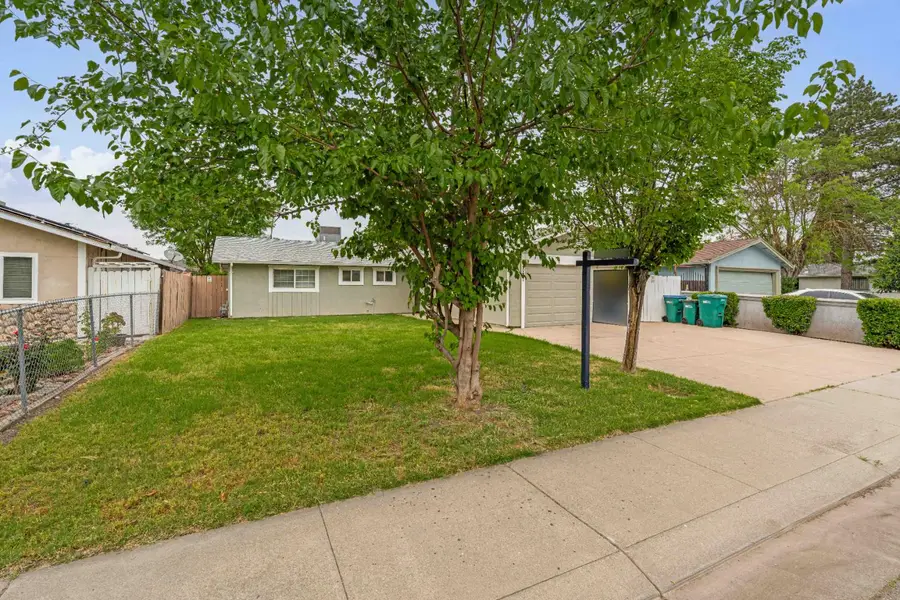 2027 Westmora Avenue, Stockton, CA 95210 - #2