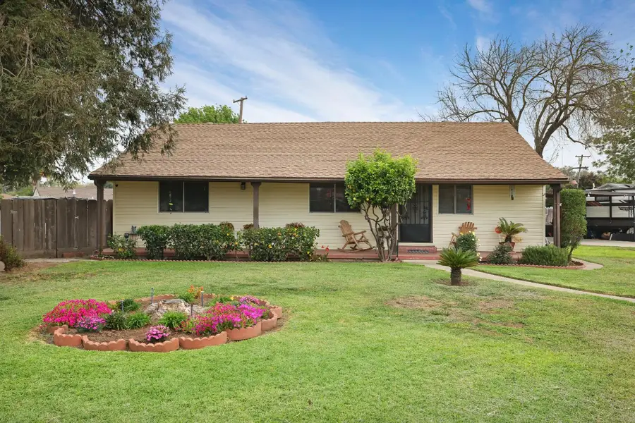 3355 Clement Avenue, Stockton, CA 95204 - #2