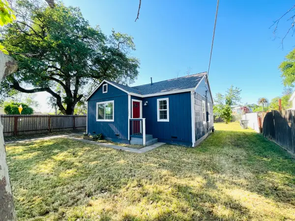 1757 Kenwood Street, Sacramento, CA 95815