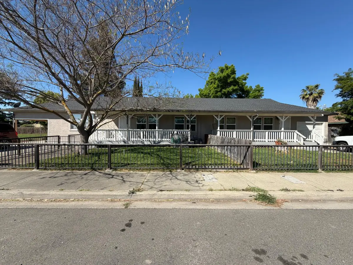 206 Lambuth Avenue, Oakdale, CA 95361 - #1