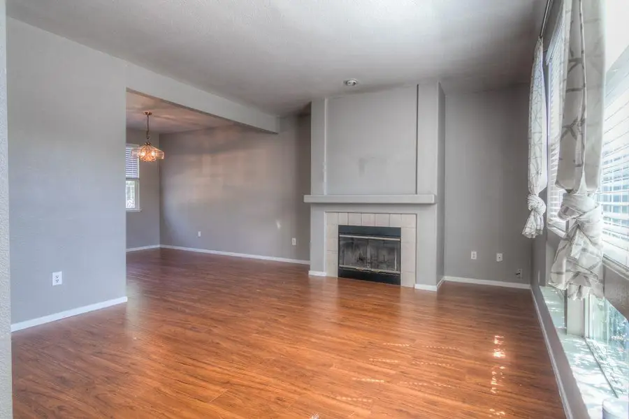 6871 Newport Cove Way, Sacramento, CA 95823 - #2