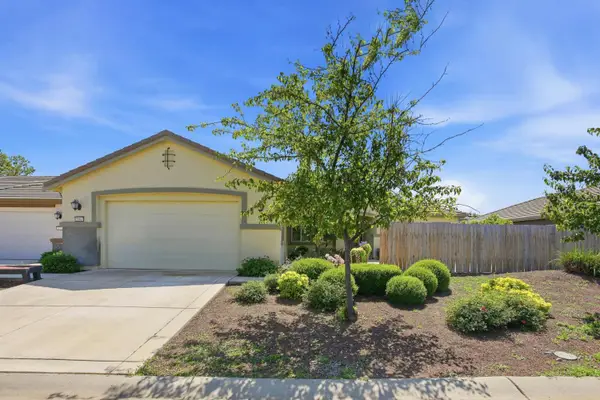 2064 Earhart Way, Plumas Lake, CA 95961