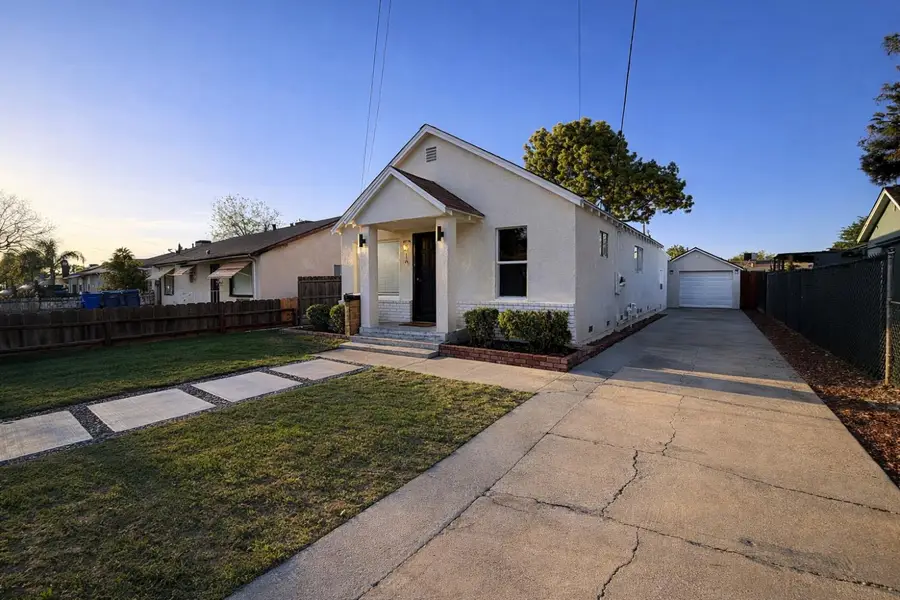 819 Julian Street, Turlock, CA 95380 - #2